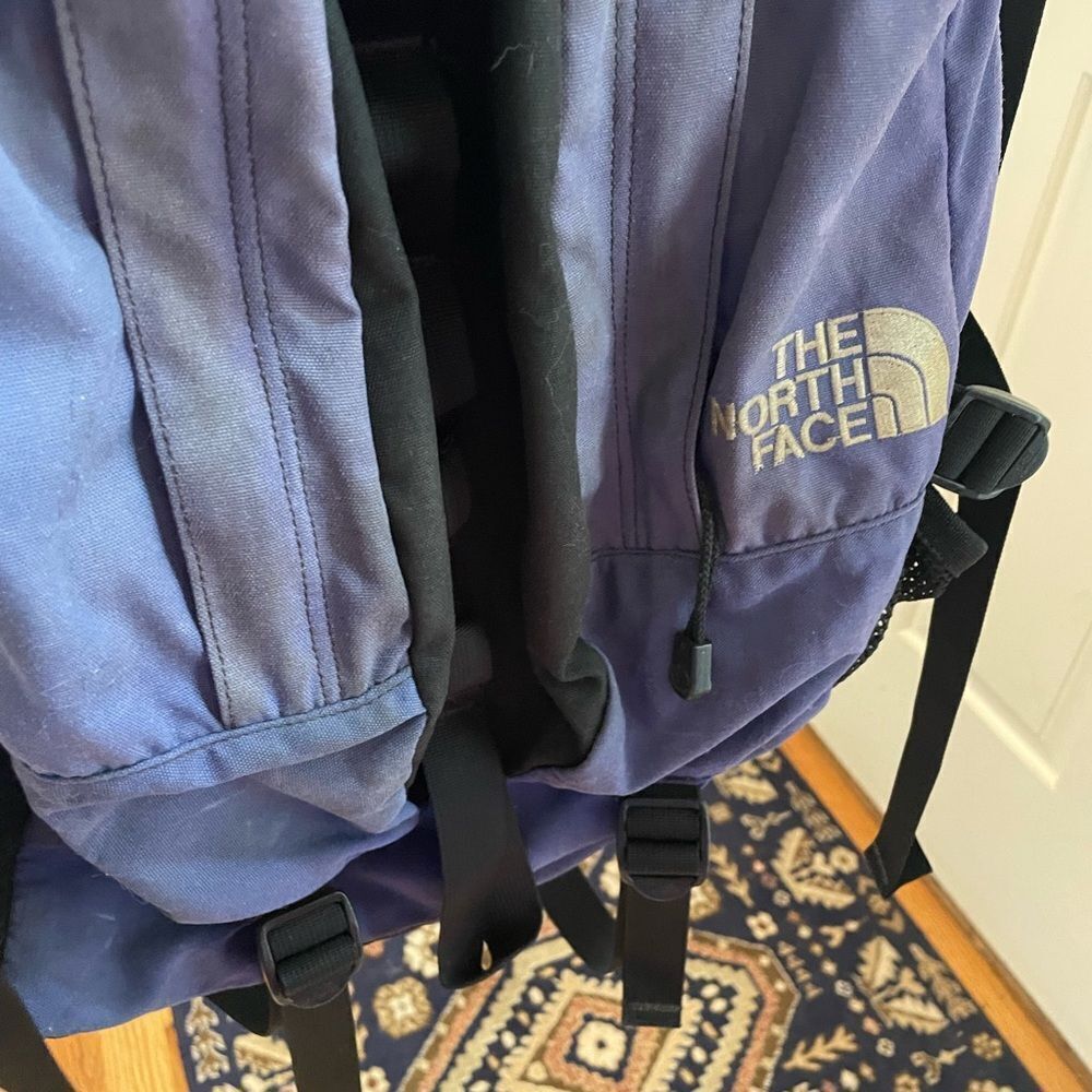 The North Face 90’s Purple and Black Faded Backpack - Picture 8 of 16